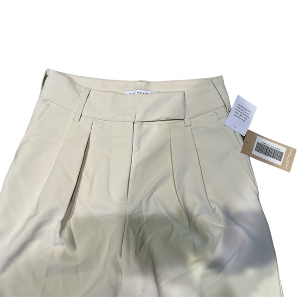 Justfab White Shorts Size XS - Picture 3 of 9